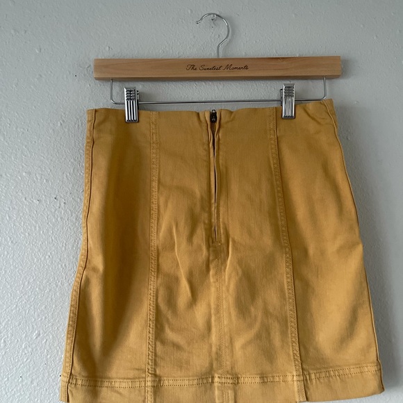 mustard yellow maxi skirt - Picture 2 of 2